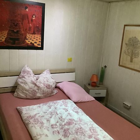 Schoenes Zimmer Im Seterant/Untergeschoss Essen Buitenkant foto